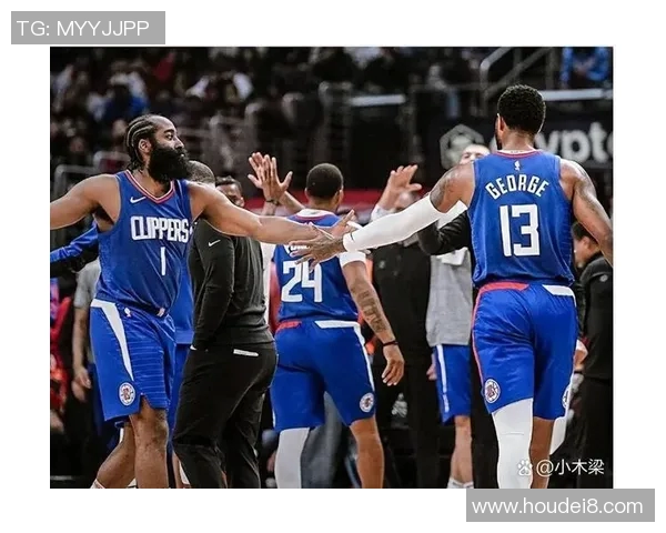 2021年NBA勇士与热火激战回顾:精彩瞬间与赛季亮点分析